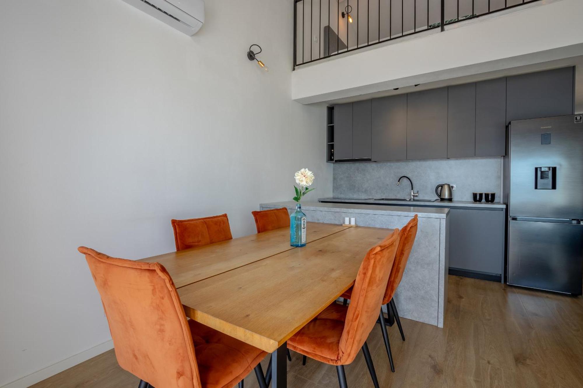 Apartman Rojo Apartment โอมิช ภายนอก รูปภาพ