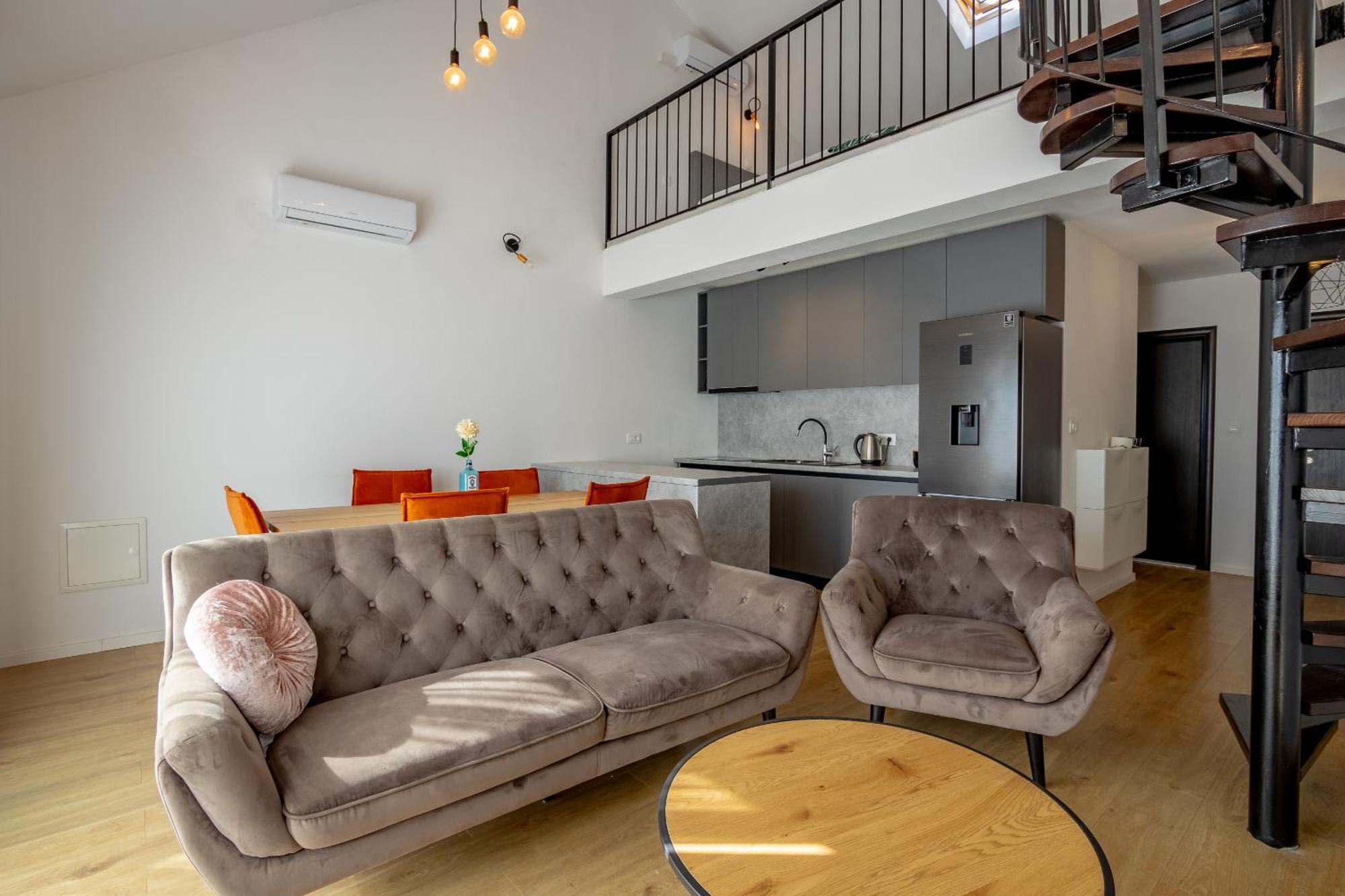 Apartman Rojo Apartment โอมิช ภายนอก รูปภาพ
