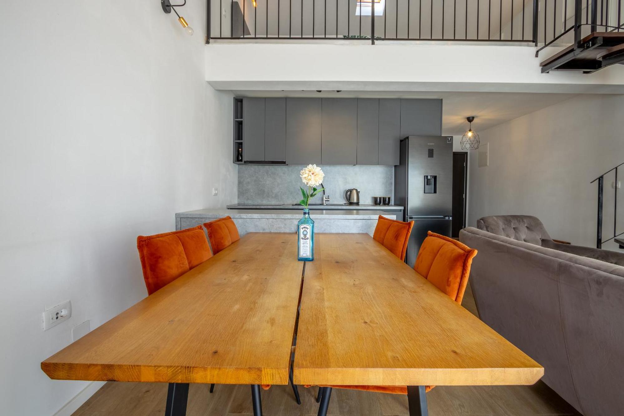 Apartman Rojo Apartment โอมิช ภายนอก รูปภาพ